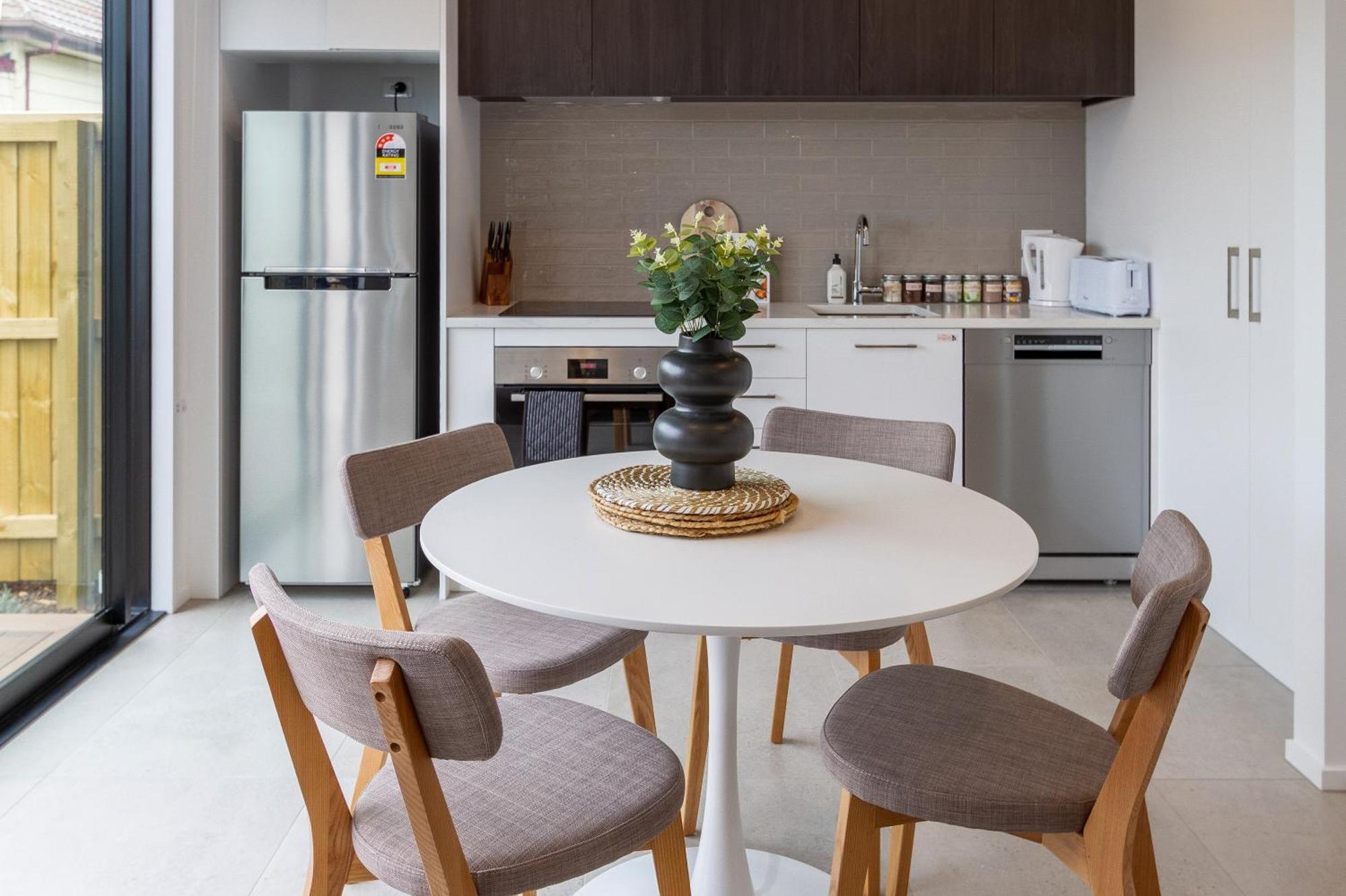 2Br Townhouse: Cosy, Close To City, Car Park Christchurch Exterior foto